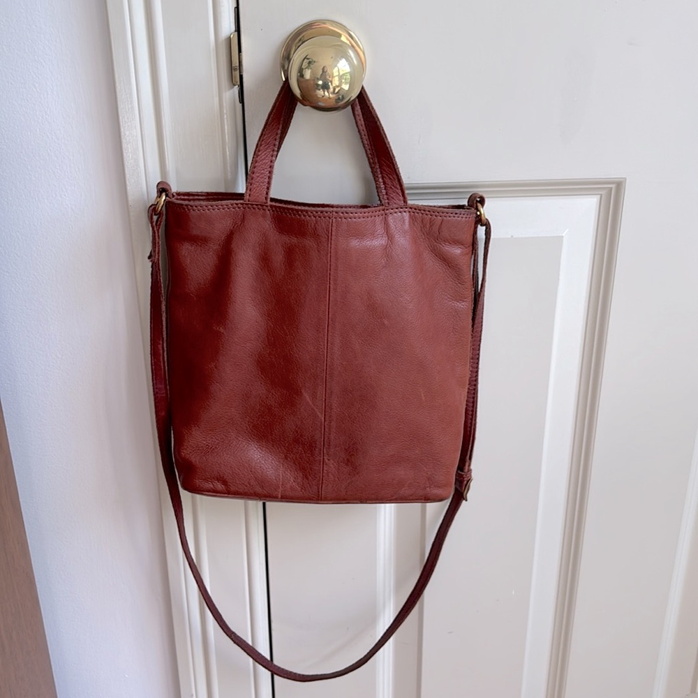 Margot Leather Cross body Bag